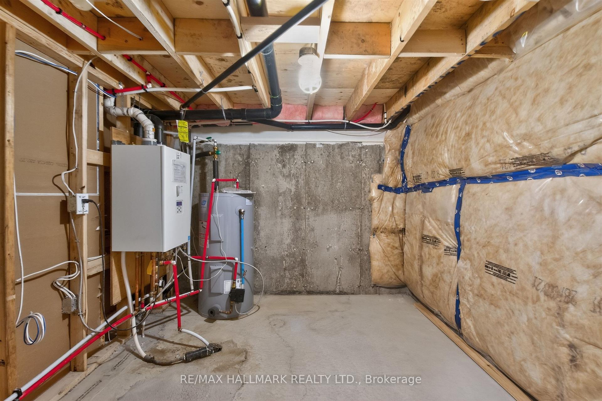 Photo 40 of 62 Pantheon Lane, Markham, Wismer — HOMEH
