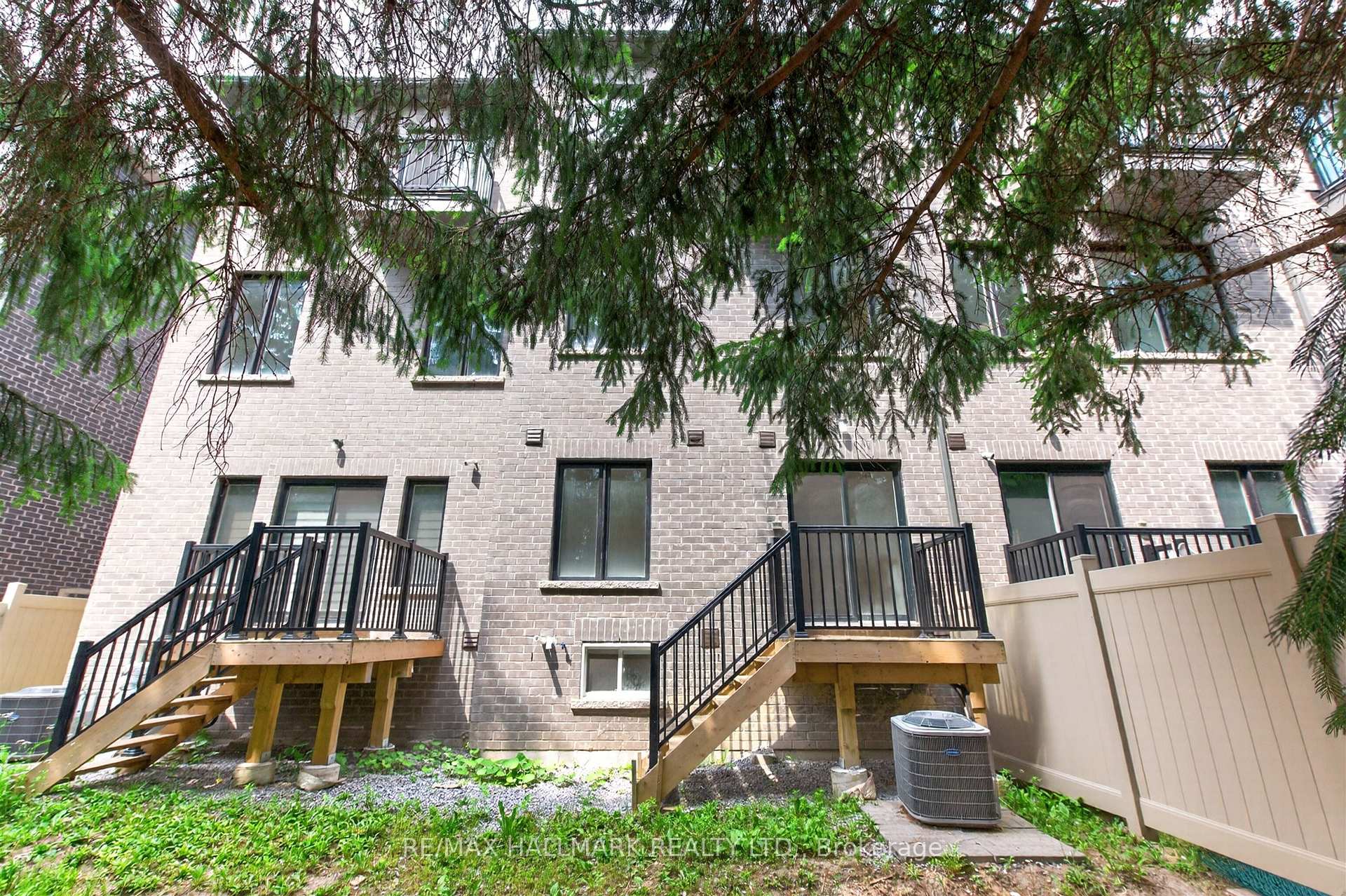 Photo 43 of 62 Pantheon Lane, Markham, Wismer — HOMEH