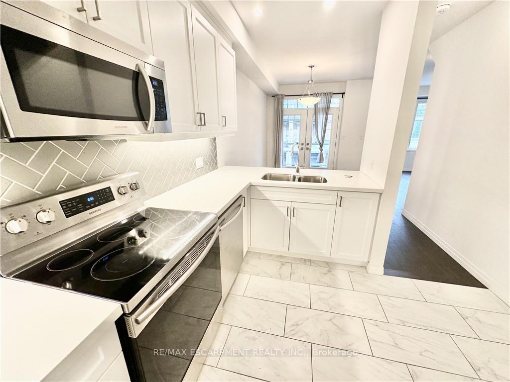 Photo 8 of 16 Ritchie Lane, Hamilton, Meadowlands — HOMEH
