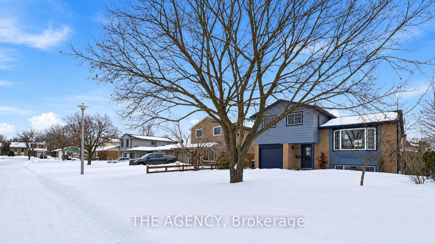 Photo 3 of 1236 Avonlea Road, Cambridge, Galt City Centre — HOMEH
