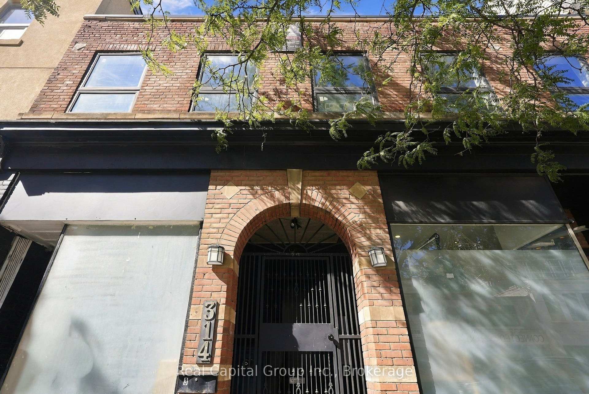 Photo 7 of 314-316 Queen Street E, Toronto, Moss Park — HOMEH