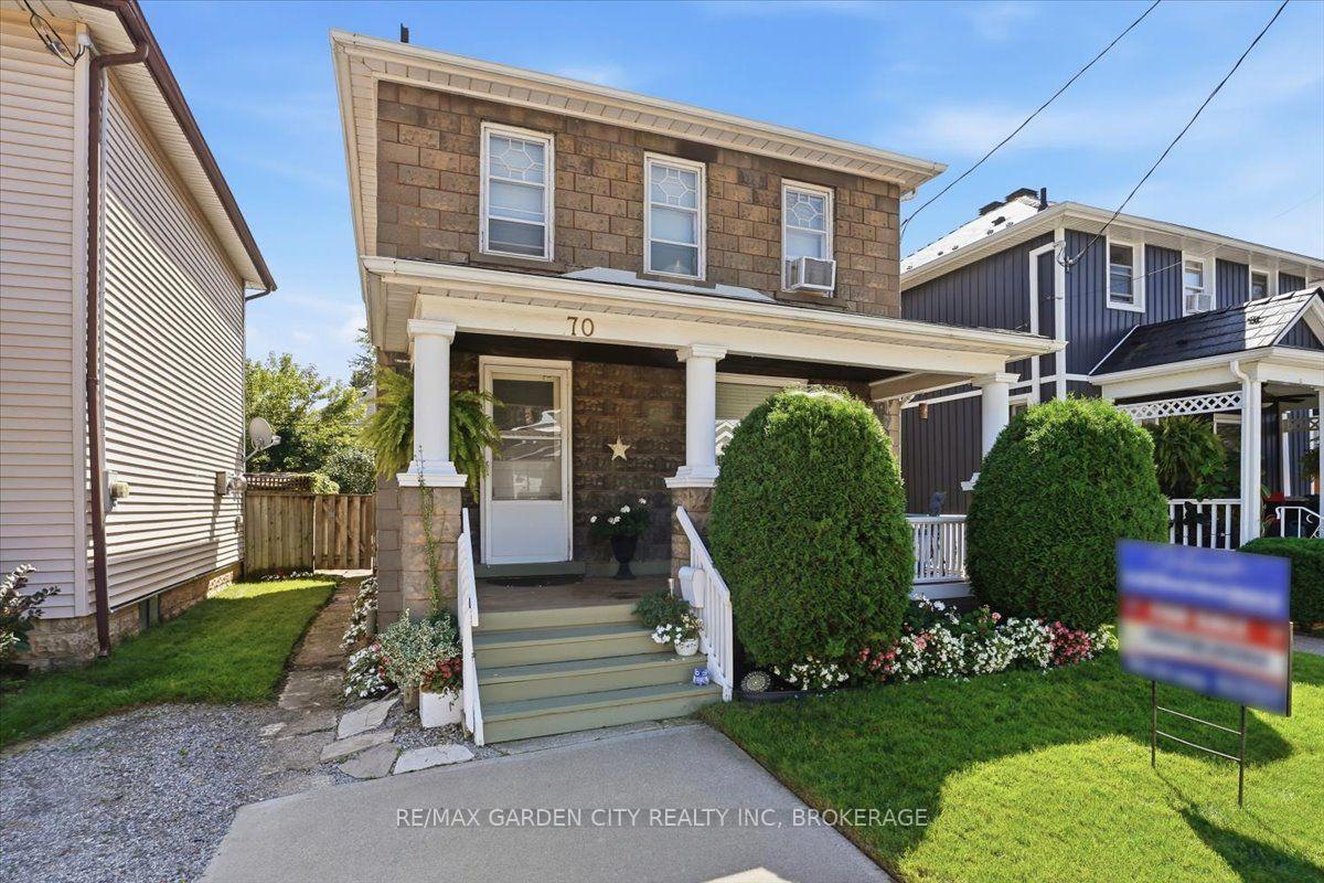 Photo 2 of 70 Lowell Avenue, St. Catharines, Downtown — HOMEH