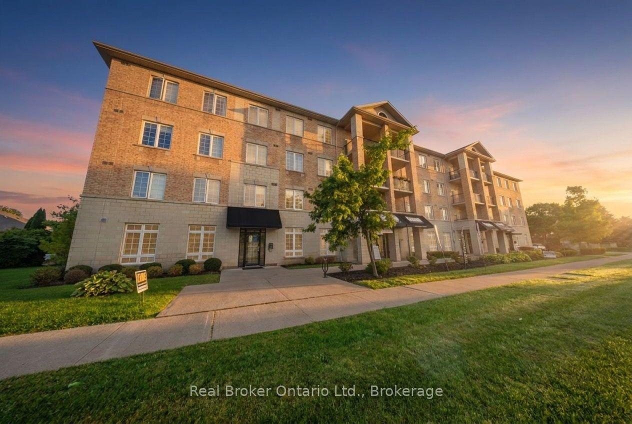Photo of Unit 204, 1083 Gordon Street