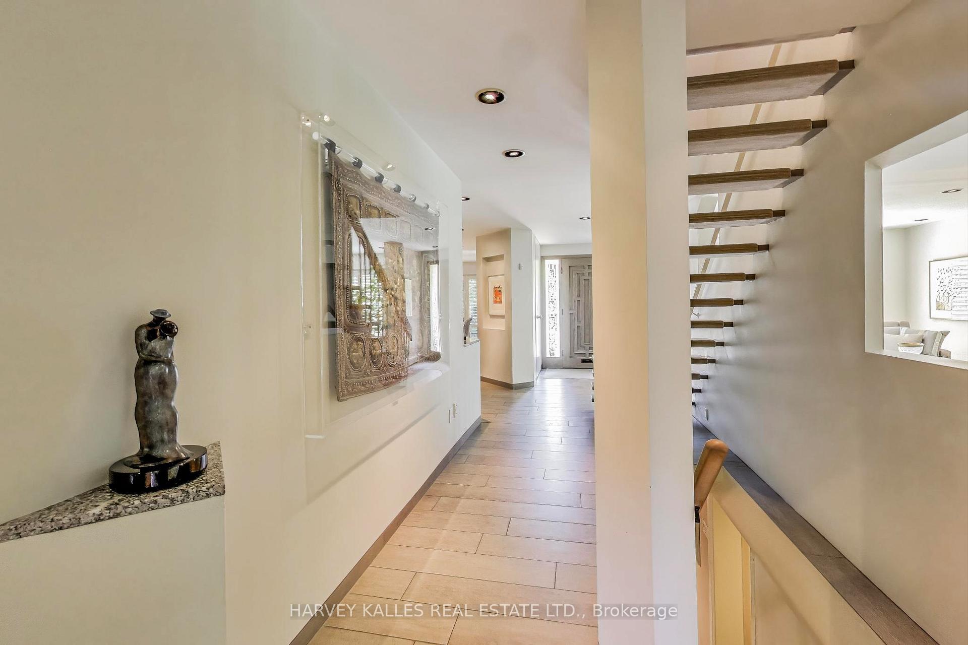 Photo 6 of 103 Vesta Drive, Toronto, Forest Hill South — HOMEH