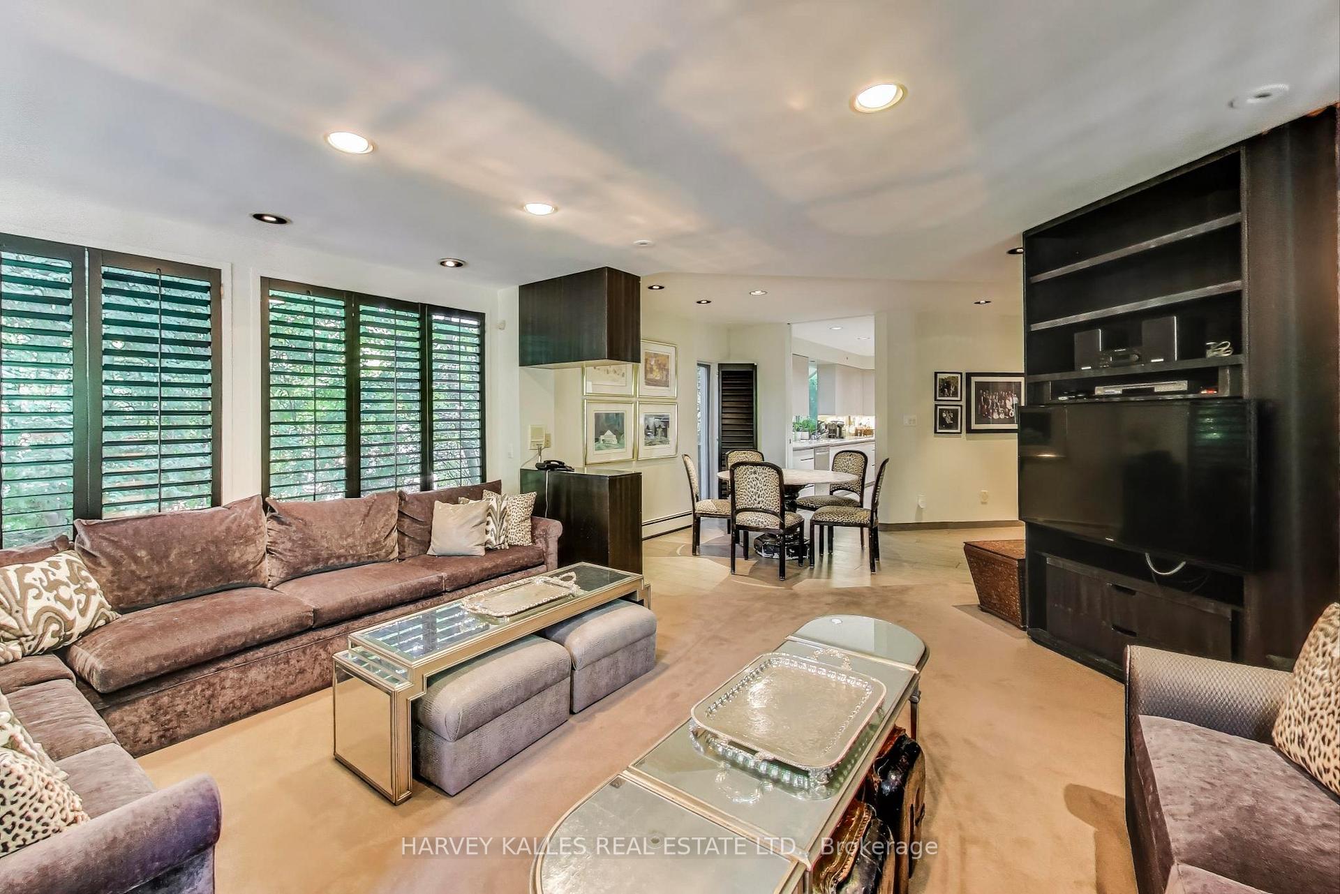 Photo 21 of 103 Vesta Drive, Toronto, Forest Hill South — HOMEH