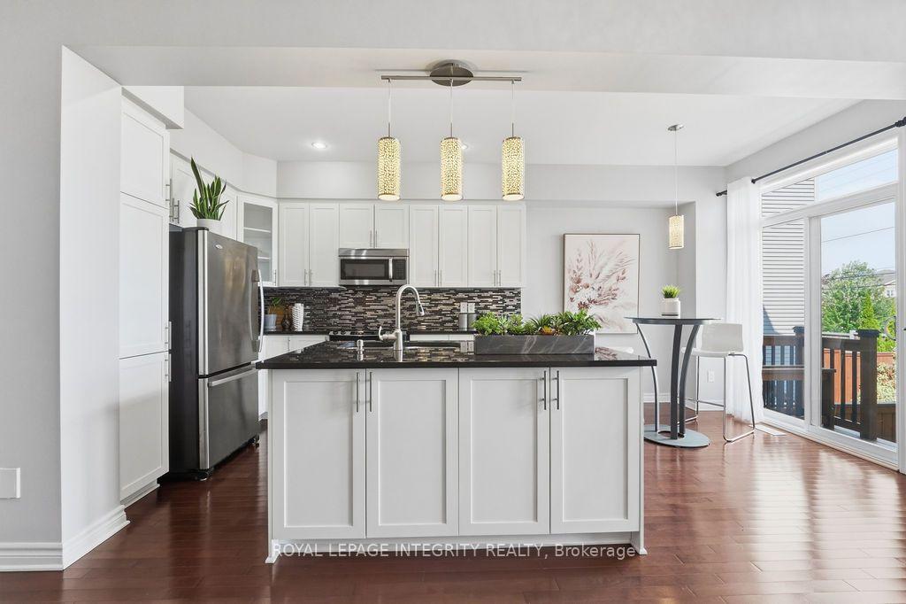 Photo 16 of 565 Remnor Avenue, Ottawa, Kanata - Kanata Lakes/Heritage Hills — HOMEH