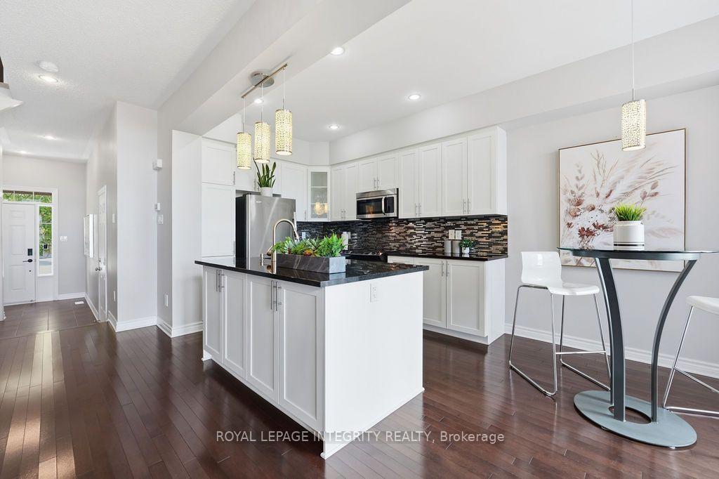Photo 17 of 565 Remnor Avenue, Ottawa, Kanata - Kanata Lakes/Heritage Hills — HOMEH