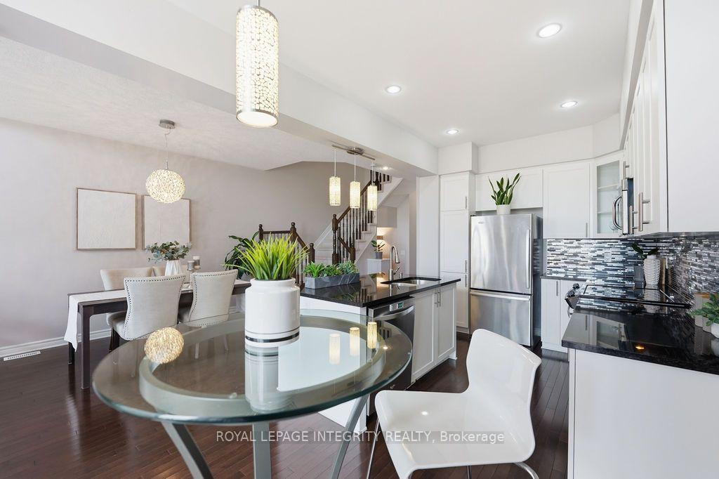 Photo 20 of 565 Remnor Avenue, Ottawa, Kanata - Kanata Lakes/Heritage Hills — HOMEH