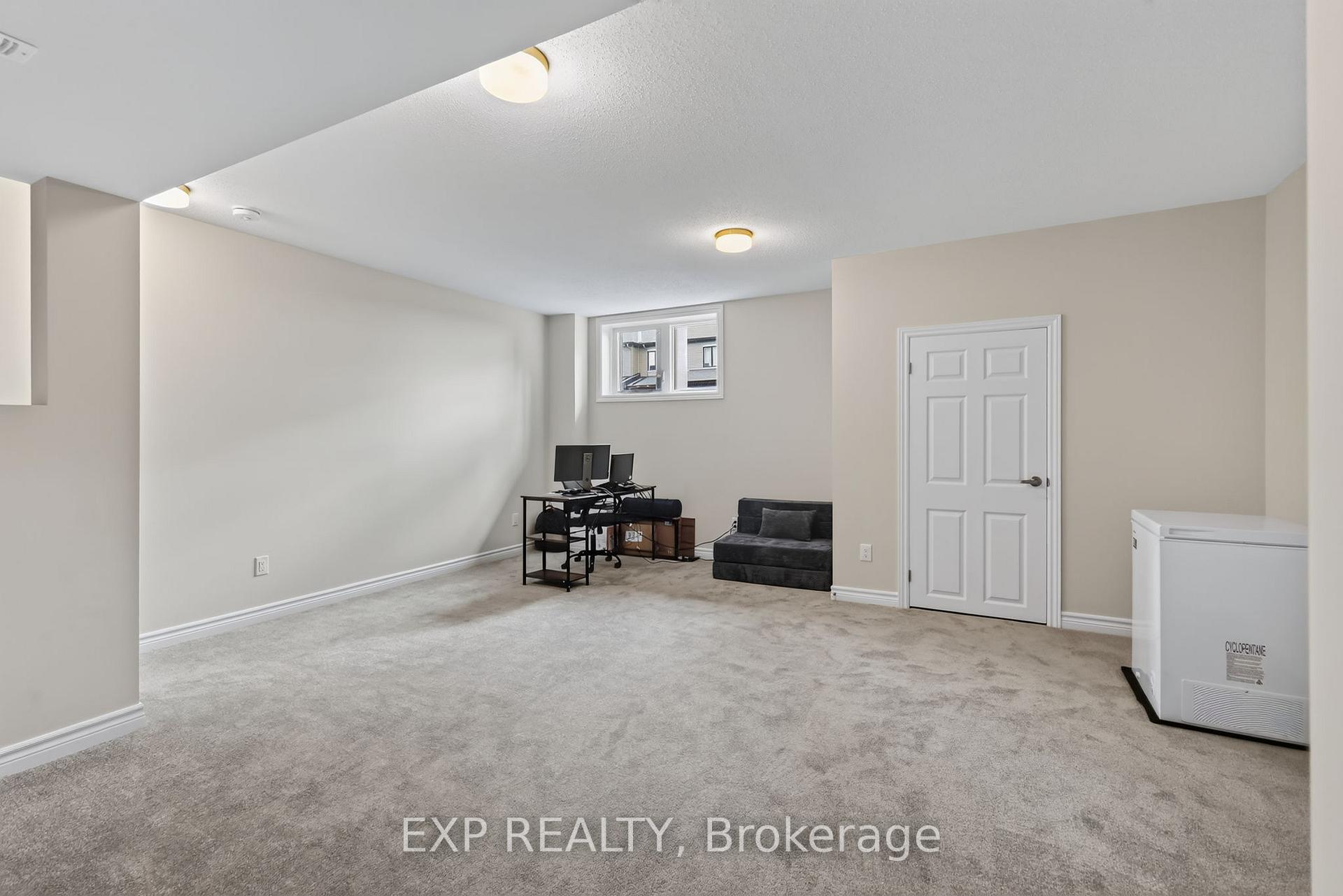 Photo 34 of 401 Broadcast Avenue, Ottawa, Avalon West — HOMEH
