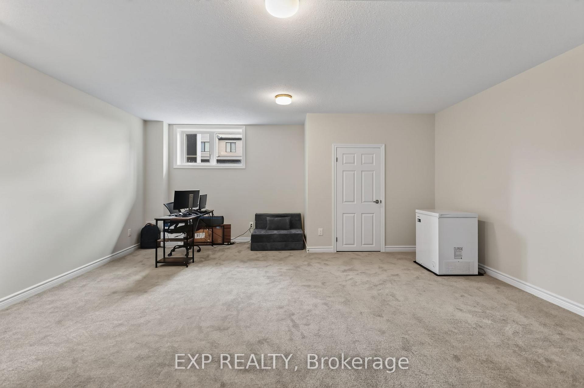 Photo 36 of 401 Broadcast Avenue, Ottawa, Avalon West — HOMEH