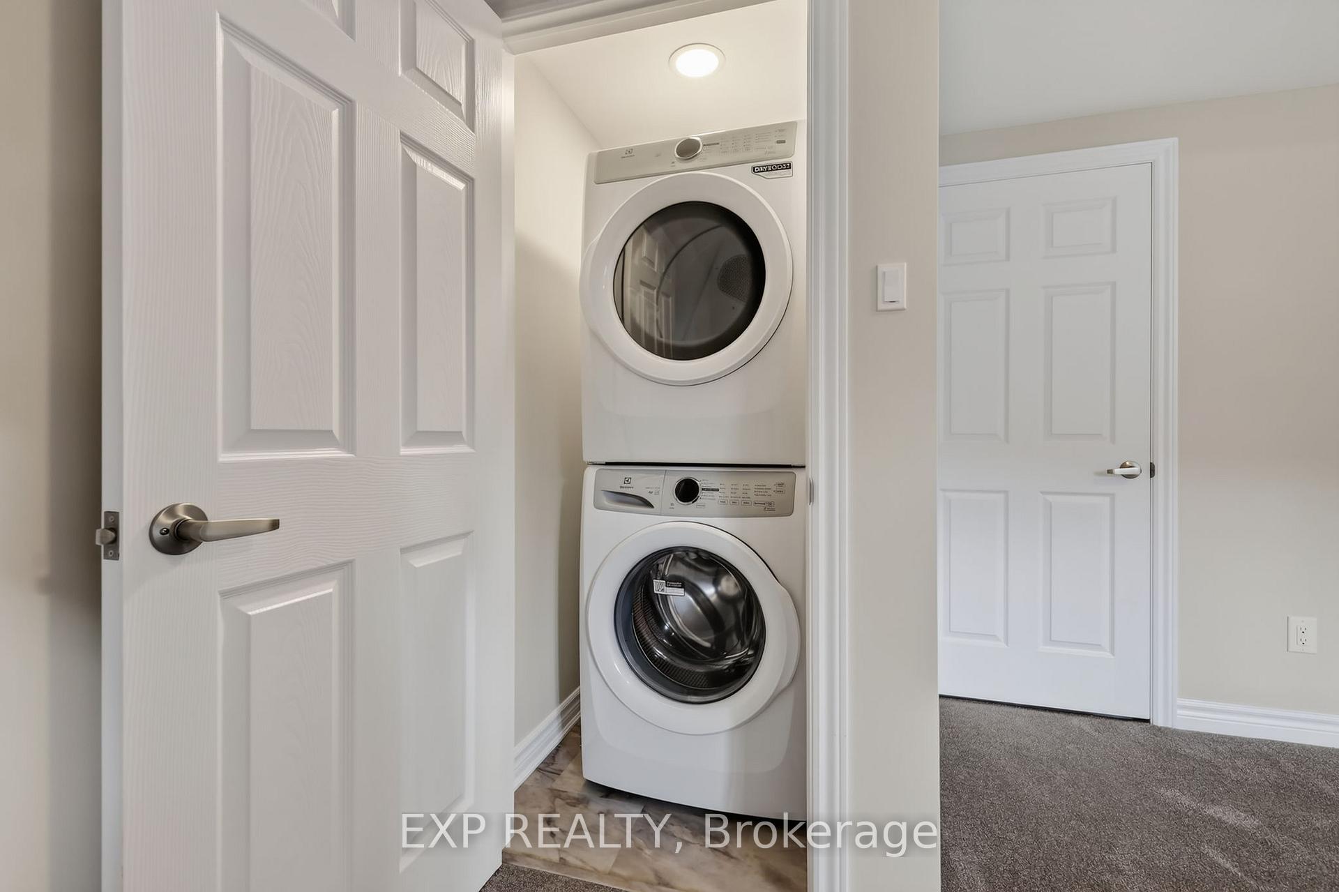 Photo 37 of 401 Broadcast Avenue, Ottawa, Avalon West — HOMEH