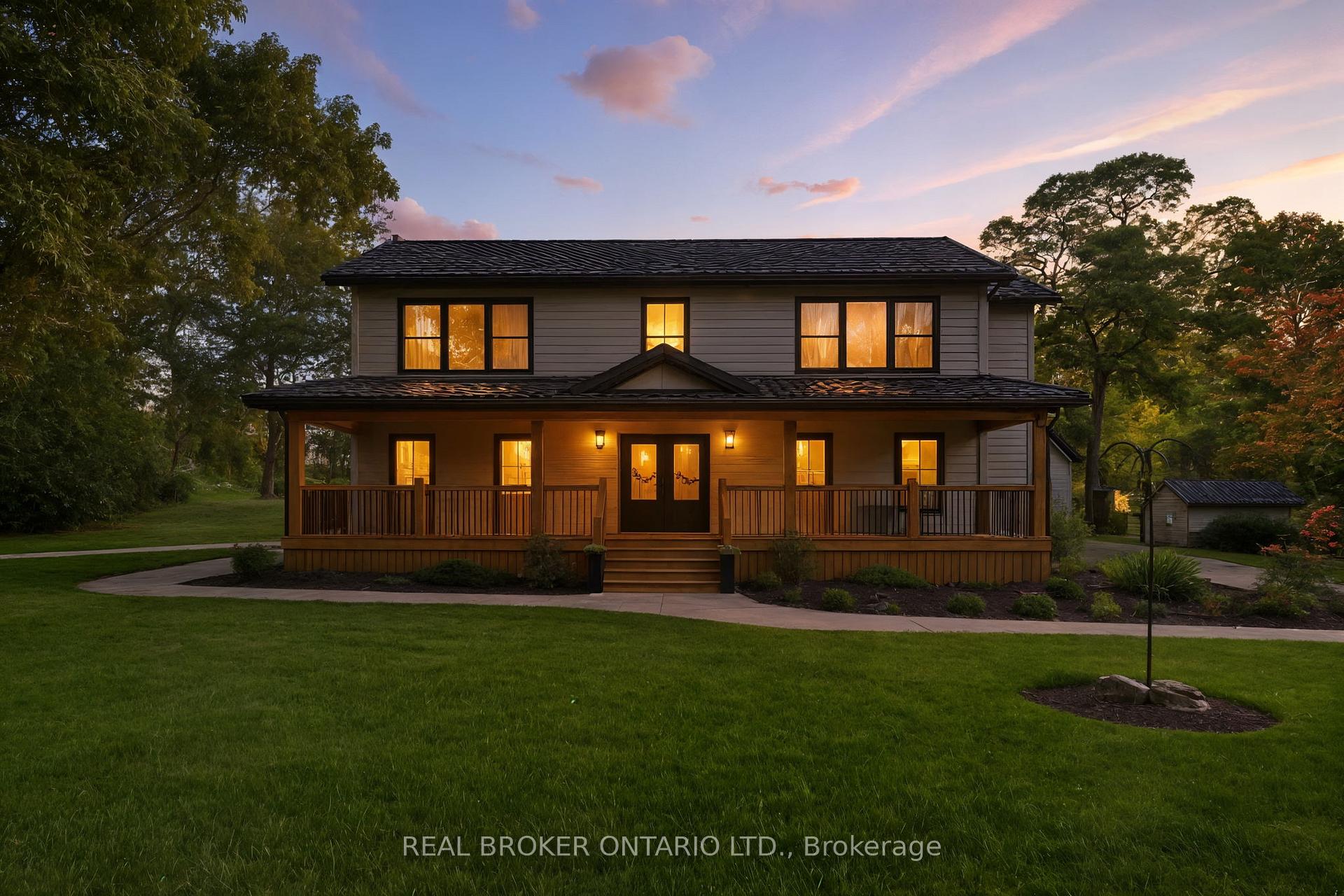 Photo of 115 Lakeshore Road