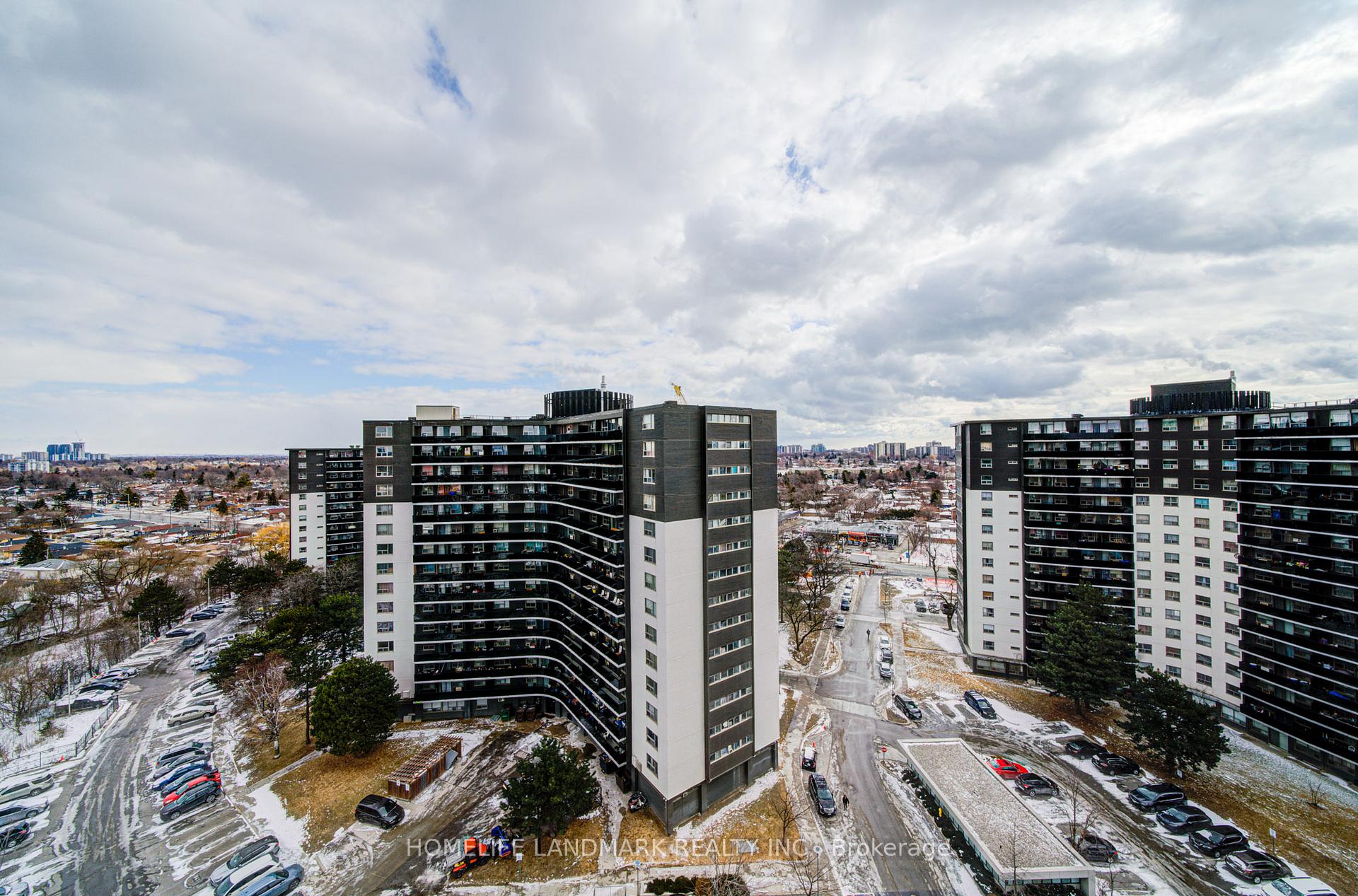 Photo 11 of Unit 1416, 1346 Danforth Road, Scarborough, Eglinton East — HOMEH