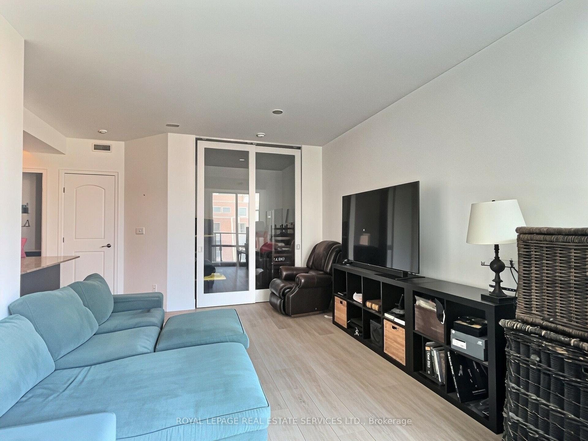 Photo 3 of Unit 701, 1 Bedford Road, Toronto, The Annex — HOMEH