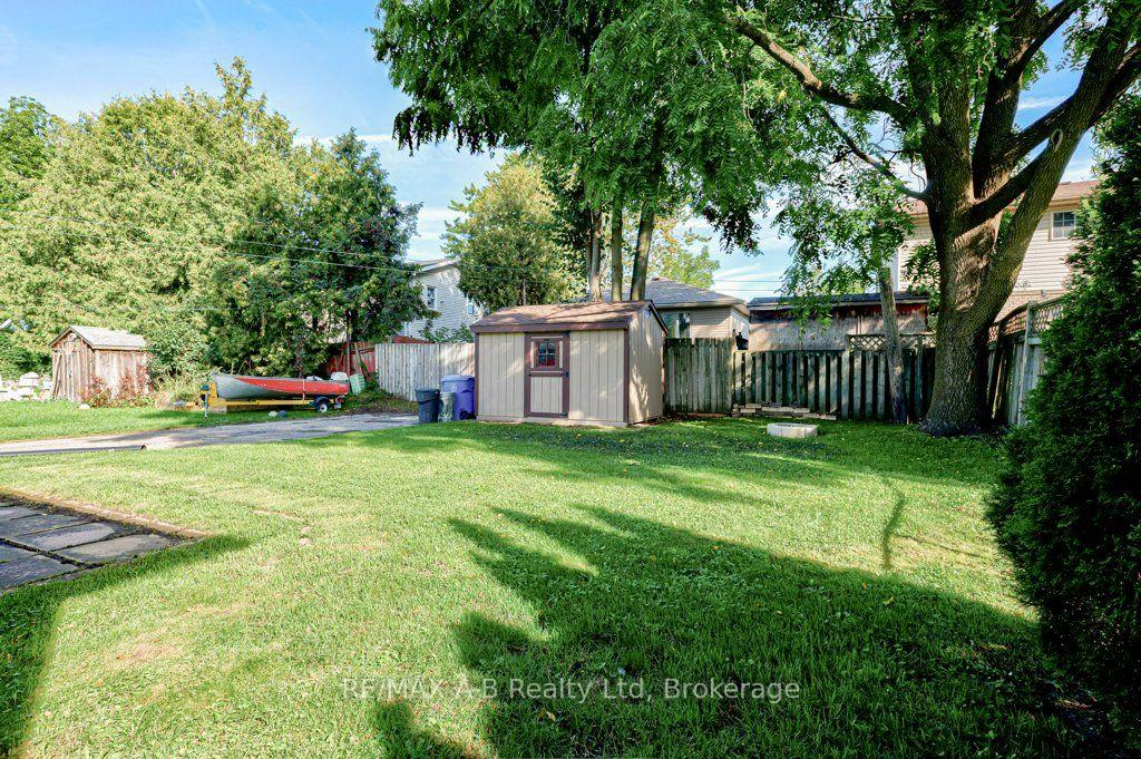 Photo 4 of 56 Brant Street, Stratford — HOMEH
