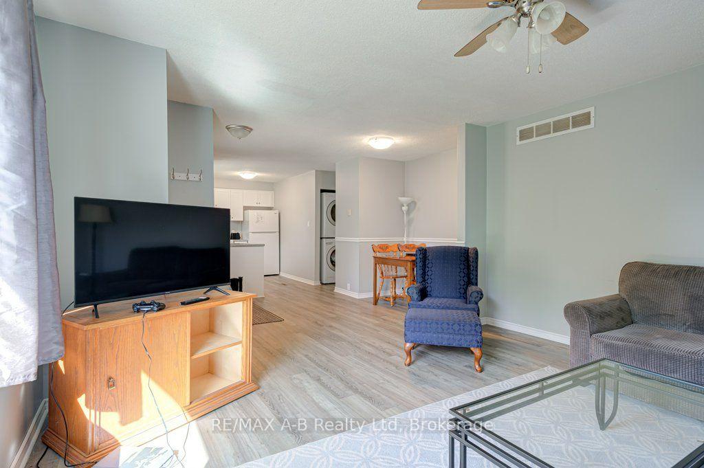Photo 9 of 56 Brant Street, Stratford — HOMEH
