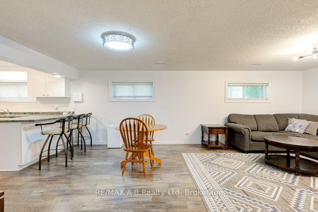 Photo 19 of 56 Brant Street, Stratford — HOMEH