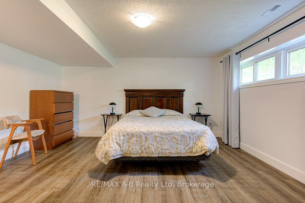 Photo 20 of 56 Brant Street, Stratford — HOMEH