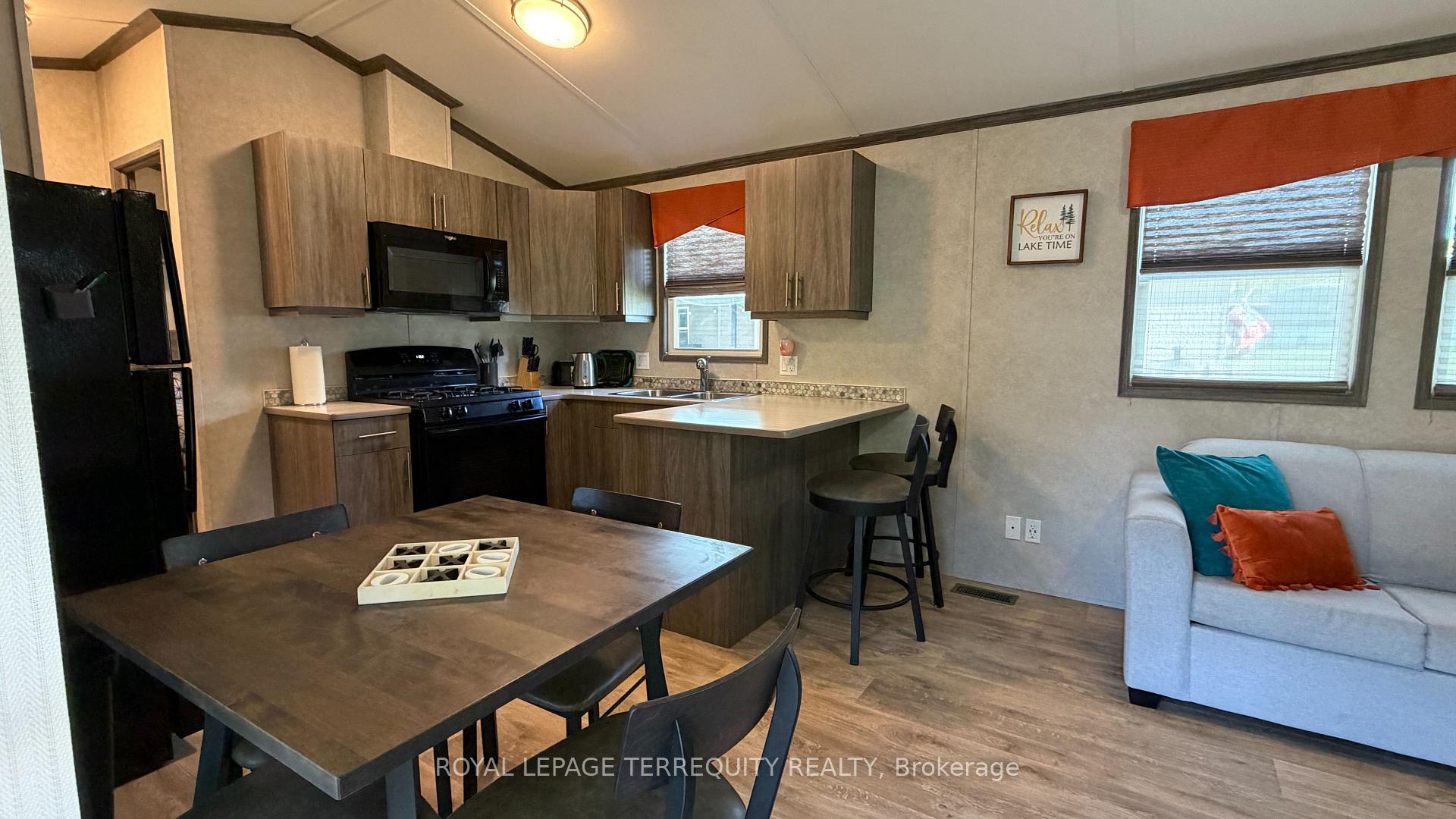 Photo 12 of 319 Rockview, Selwyn — HOMEH