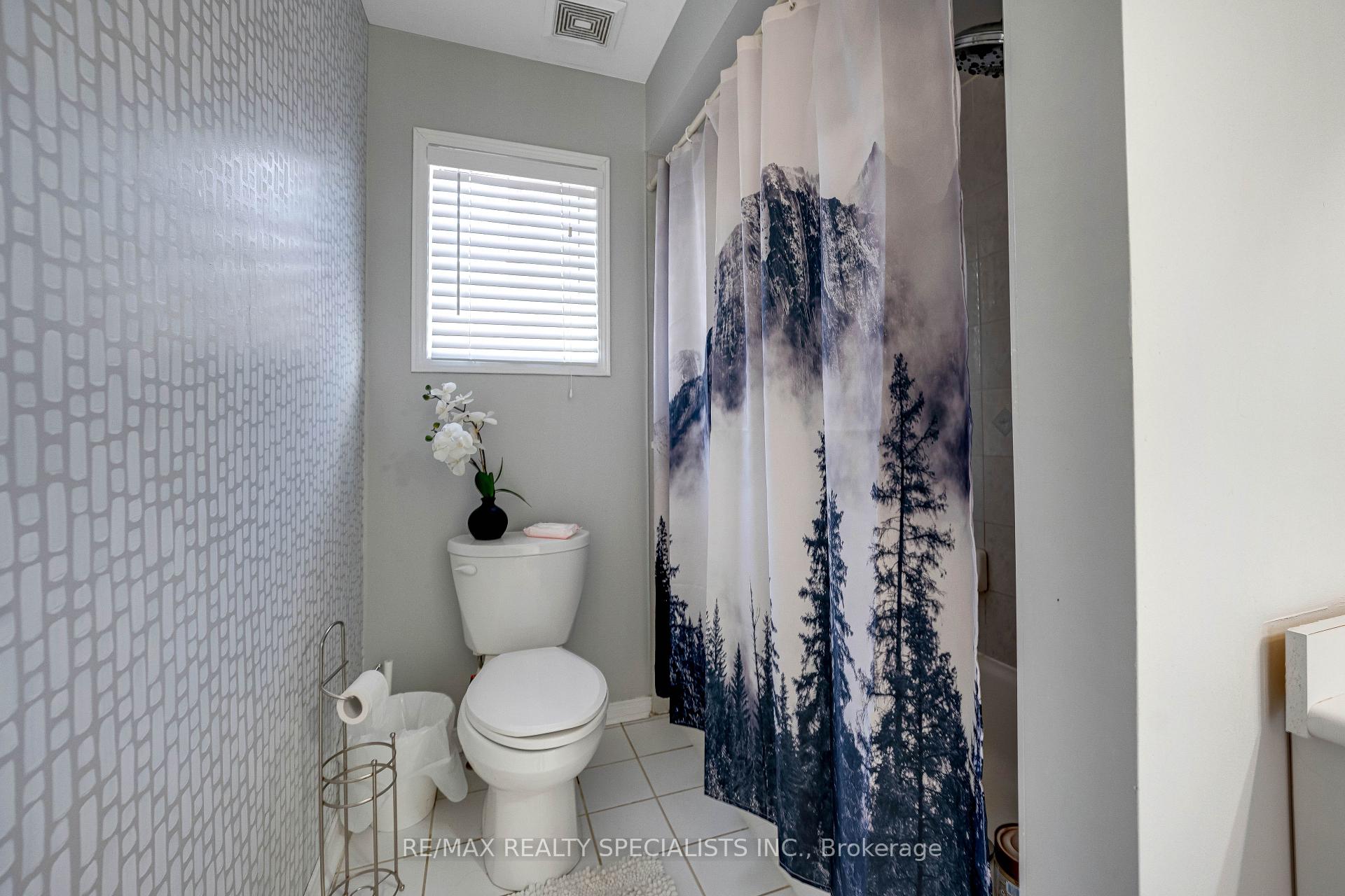 Photo 25 of 7 Banington Crescent, Brampton, Snelgrove — HOMEH