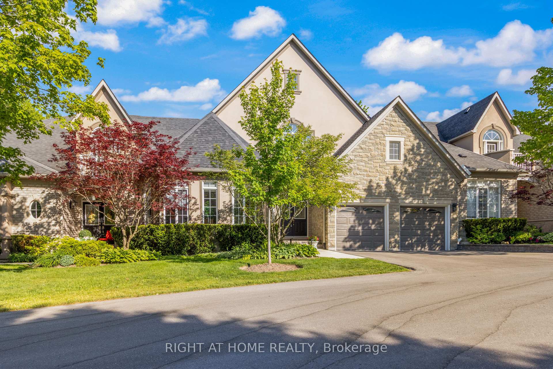 Photo 7 of Unit 5B, 405 Crossing Bridge Place, Aurora, Aurora Estates — HOMEH