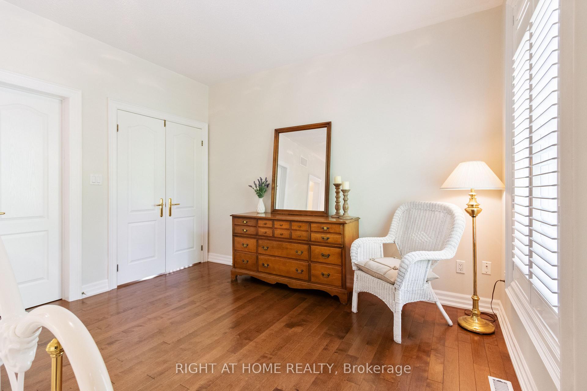 Photo 22 of Unit 5B, 405 Crossing Bridge Place, Aurora, Aurora Estates — HOMEH