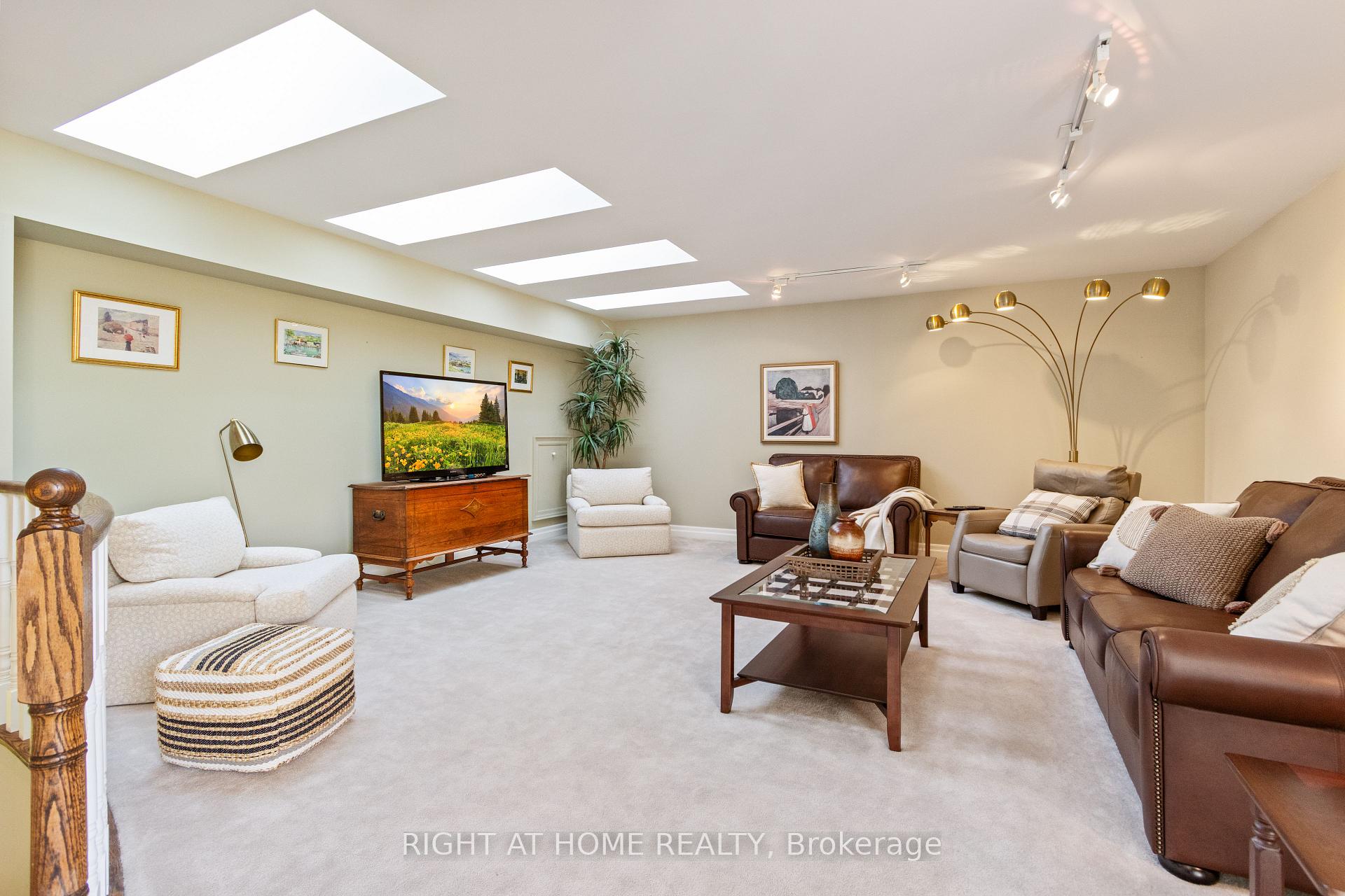 Photo 25 of Unit 5B, 405 Crossing Bridge Place, Aurora, Aurora Estates — HOMEH