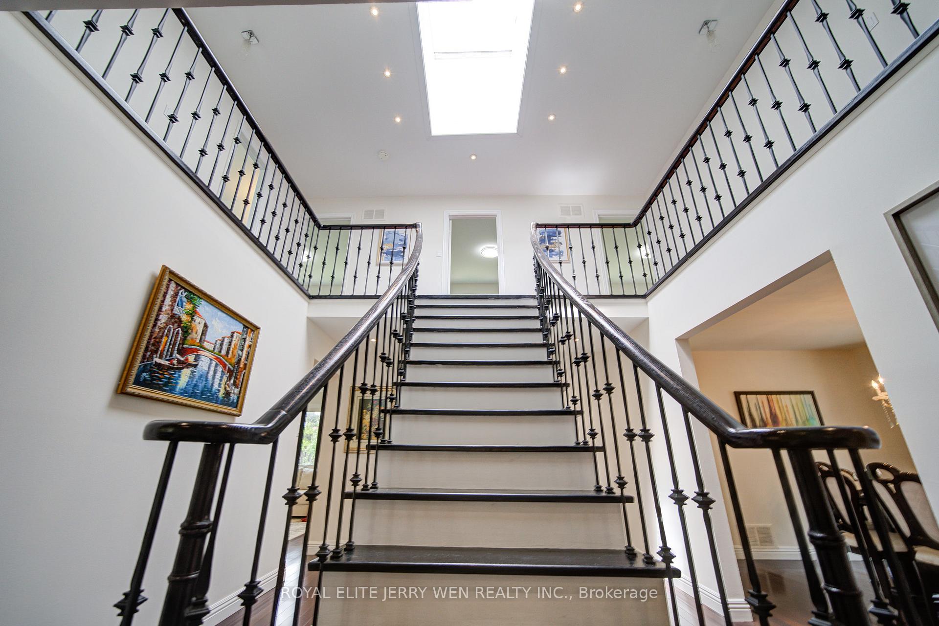 Photo 13 of 70 Bronte Road, Markham, Thornlea — HOMEH
