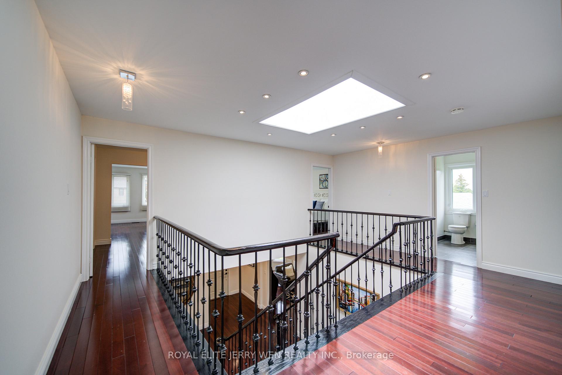 Photo 15 of 70 Bronte Road, Markham, Thornlea — HOMEH