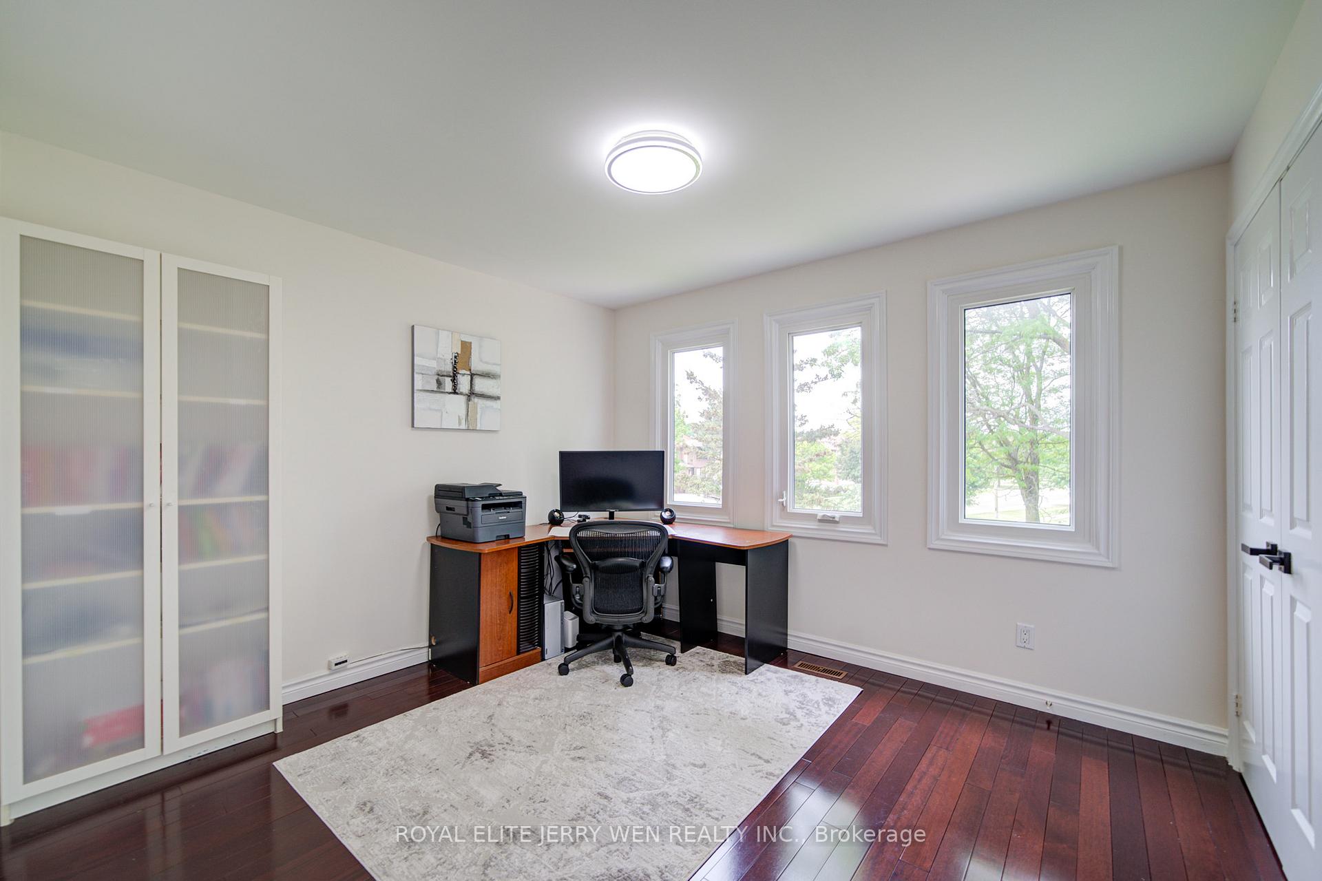 Photo 28 of 70 Bronte Road, Markham, Thornlea — HOMEH