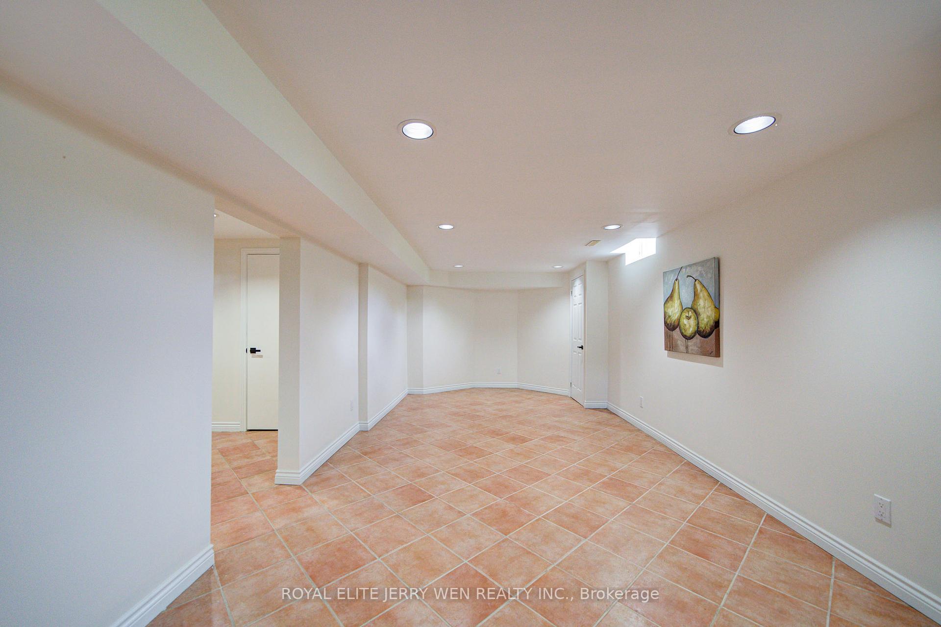 Photo 31 of 70 Bronte Road, Markham, Thornlea — HOMEH