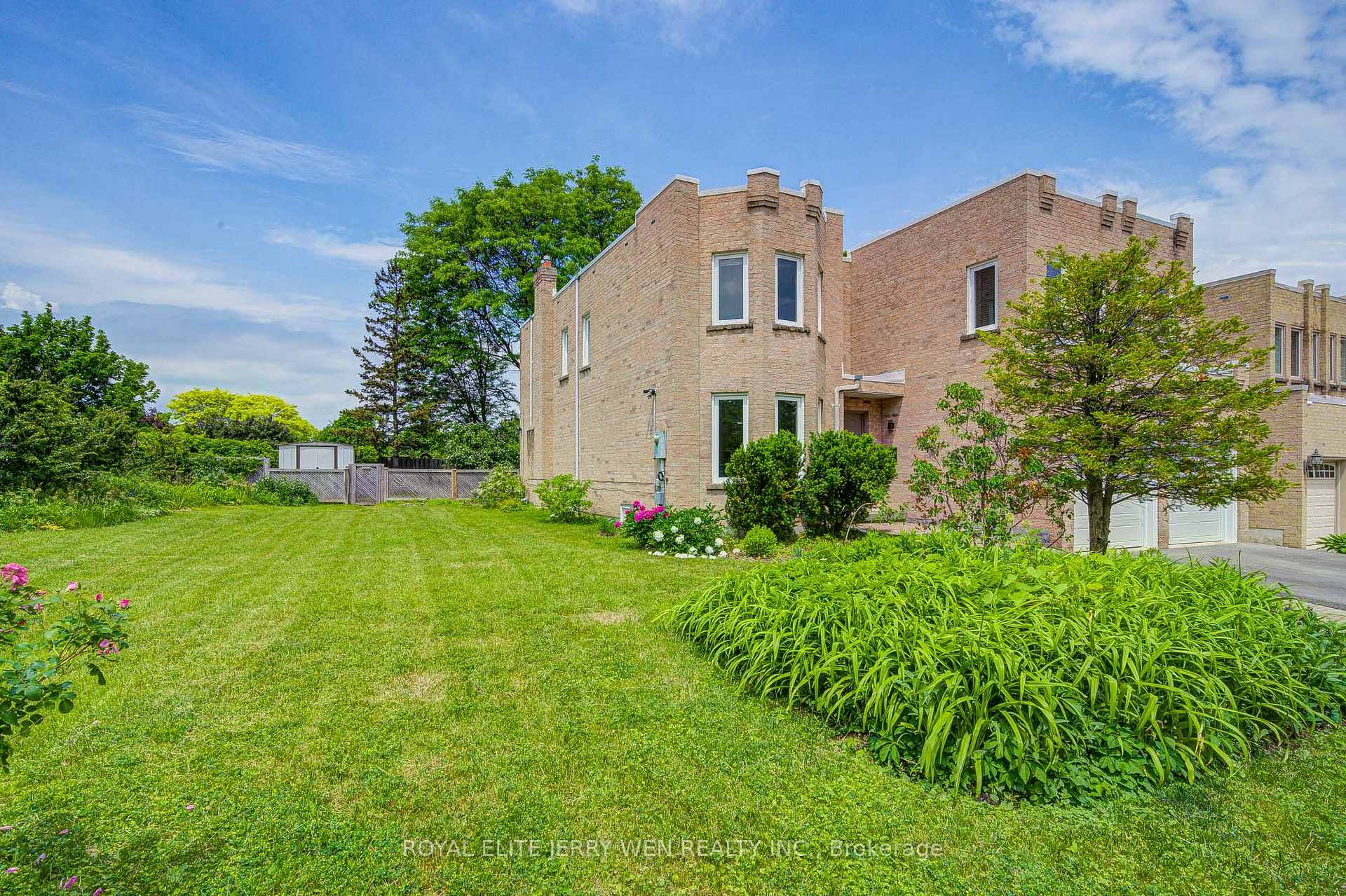 Photo 38 of 70 Bronte Road, Markham, Thornlea — HOMEH