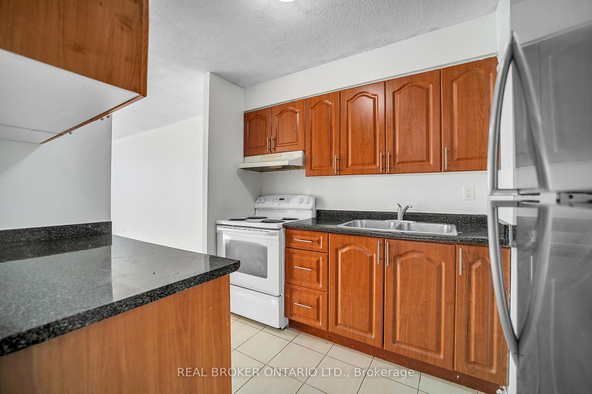 Photo 6 of Unit 810, 10 Tapscott Road, Scarborough, Malvern — HOMEH