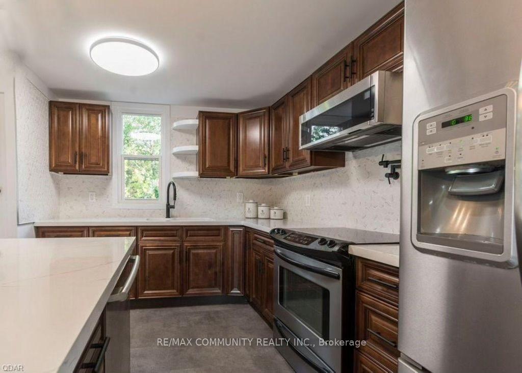 Photo 7 of 59 Water Street, Quinte West, Trenton Ward — HOMEH