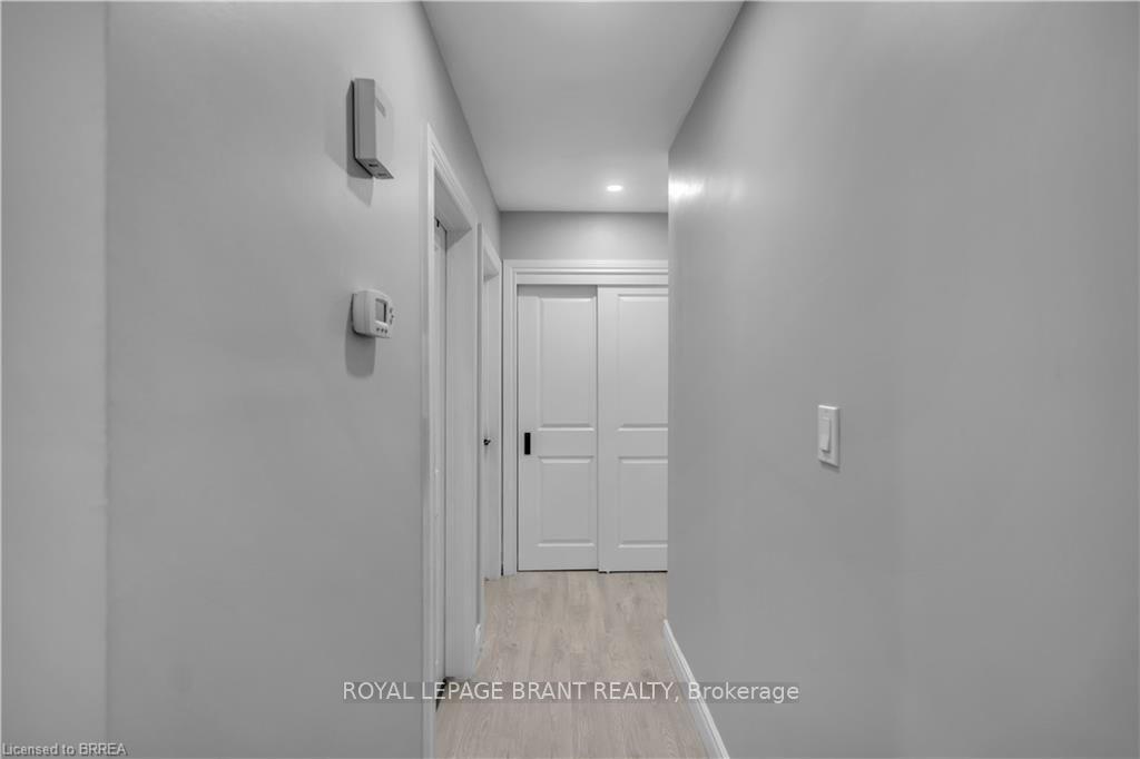 Photo 14 of 18 Kingsmount Crescent, Brantford, Oakhill Dr — HOMEH