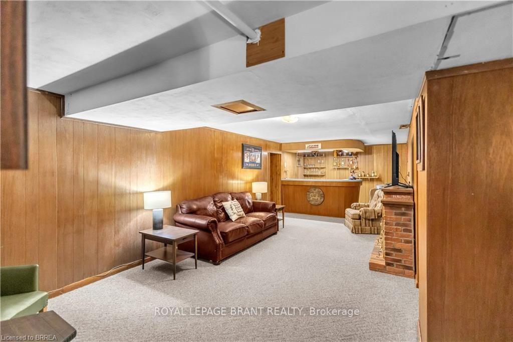 Photo 27 of 18 Kingsmount Crescent, Brantford, Oakhill Dr — HOMEH
