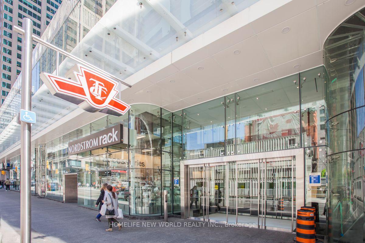 Photo 2 of Unit 2308, 1 Bloor Street E, Toronto, Church-Yonge Corridor — HOMEH