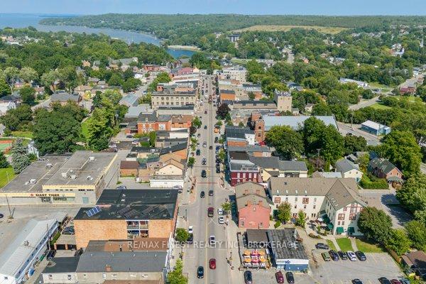 Photo 36 of 30 King Street, Prince Edward County, Picton Ward — HOMEH