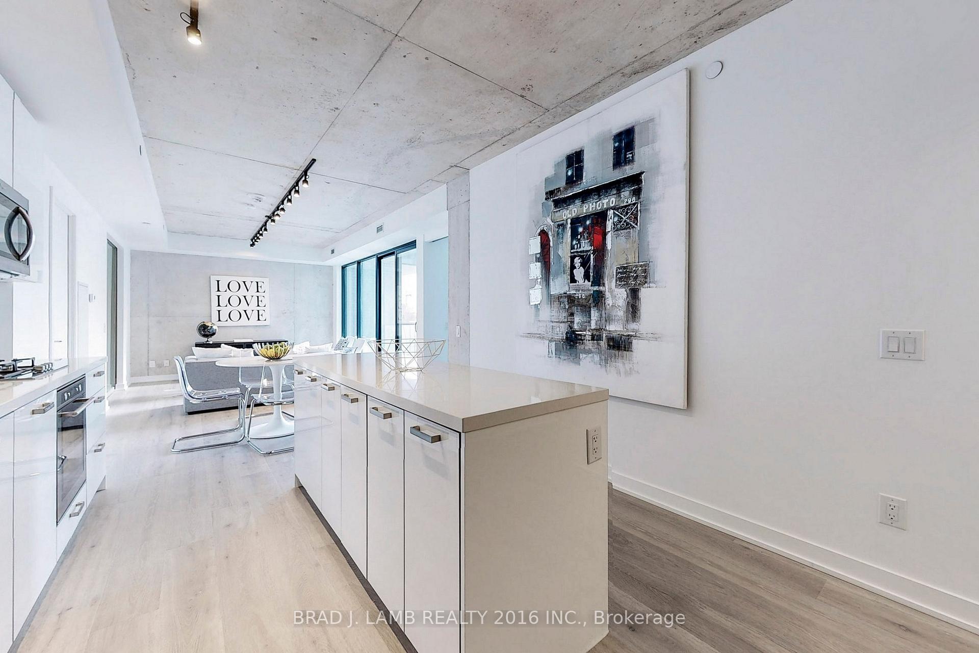 Photo 10 of Unit 521, 55 Ontario Street, Toronto, Moss Park — HOMEH