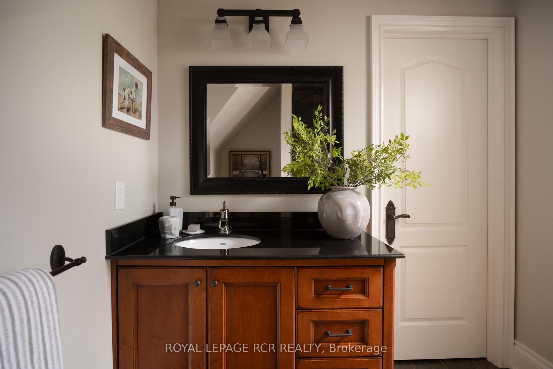 Photo 30 of 84 Kennedy Road, Caledon, Cheltenham — HOMEH