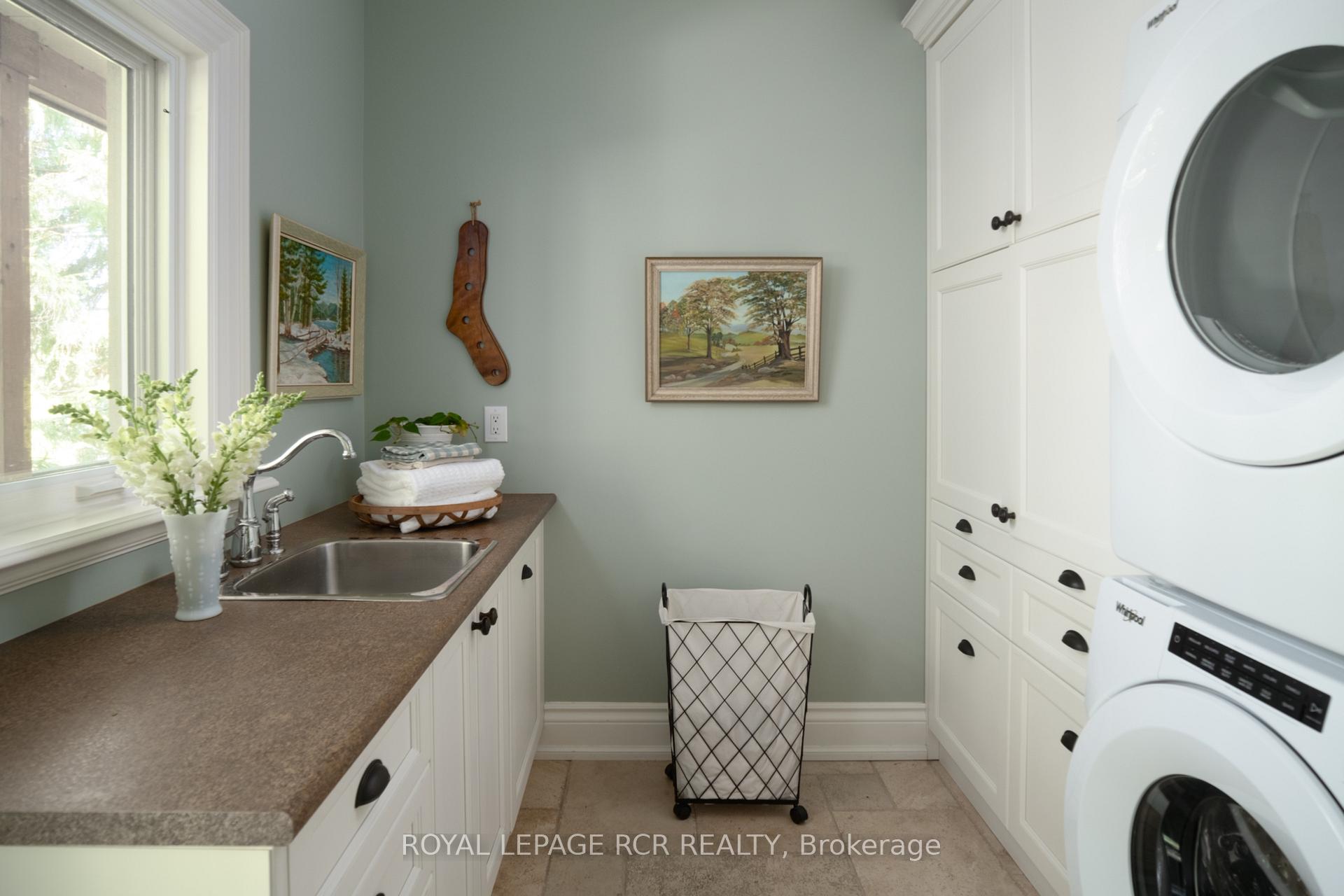 Photo 34 of 84 Kennedy Road, Caledon, Cheltenham — HOMEH