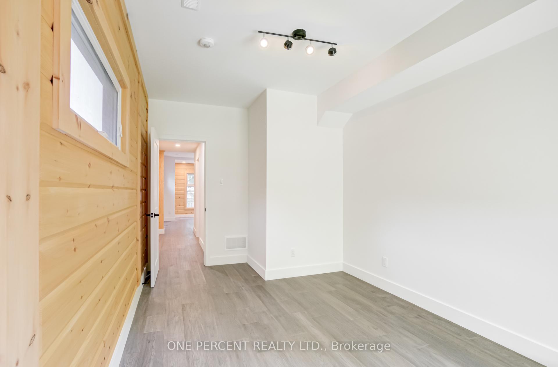 Photo 13 of 57 Rosehill Drive, Whitchurch-Stouffville, Rural Whitchurch-Stouffville — HOMEH
