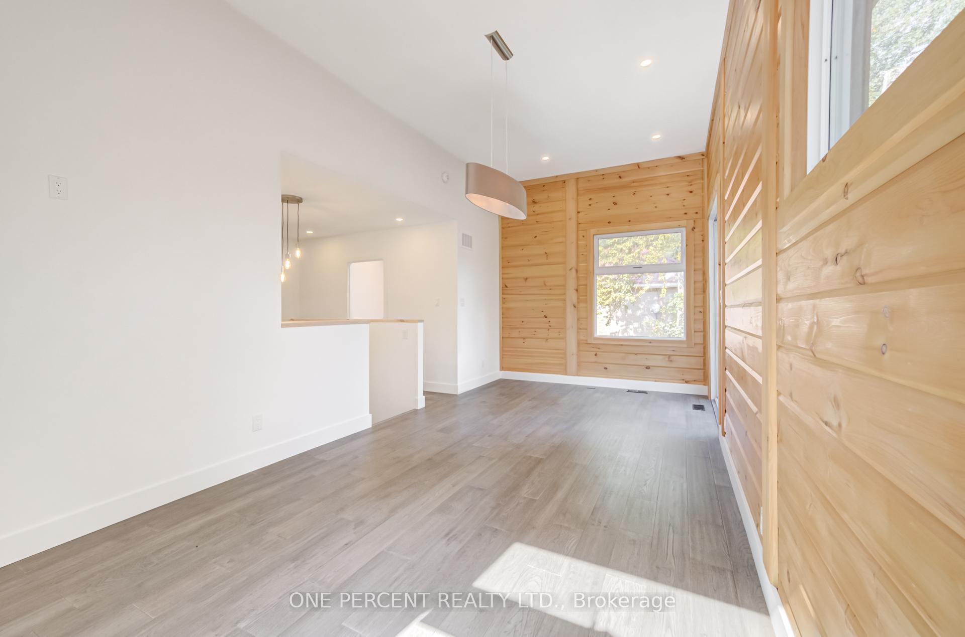 Photo 17 of 57 Rosehill Drive, Whitchurch-Stouffville, Rural Whitchurch-Stouffville — HOMEH