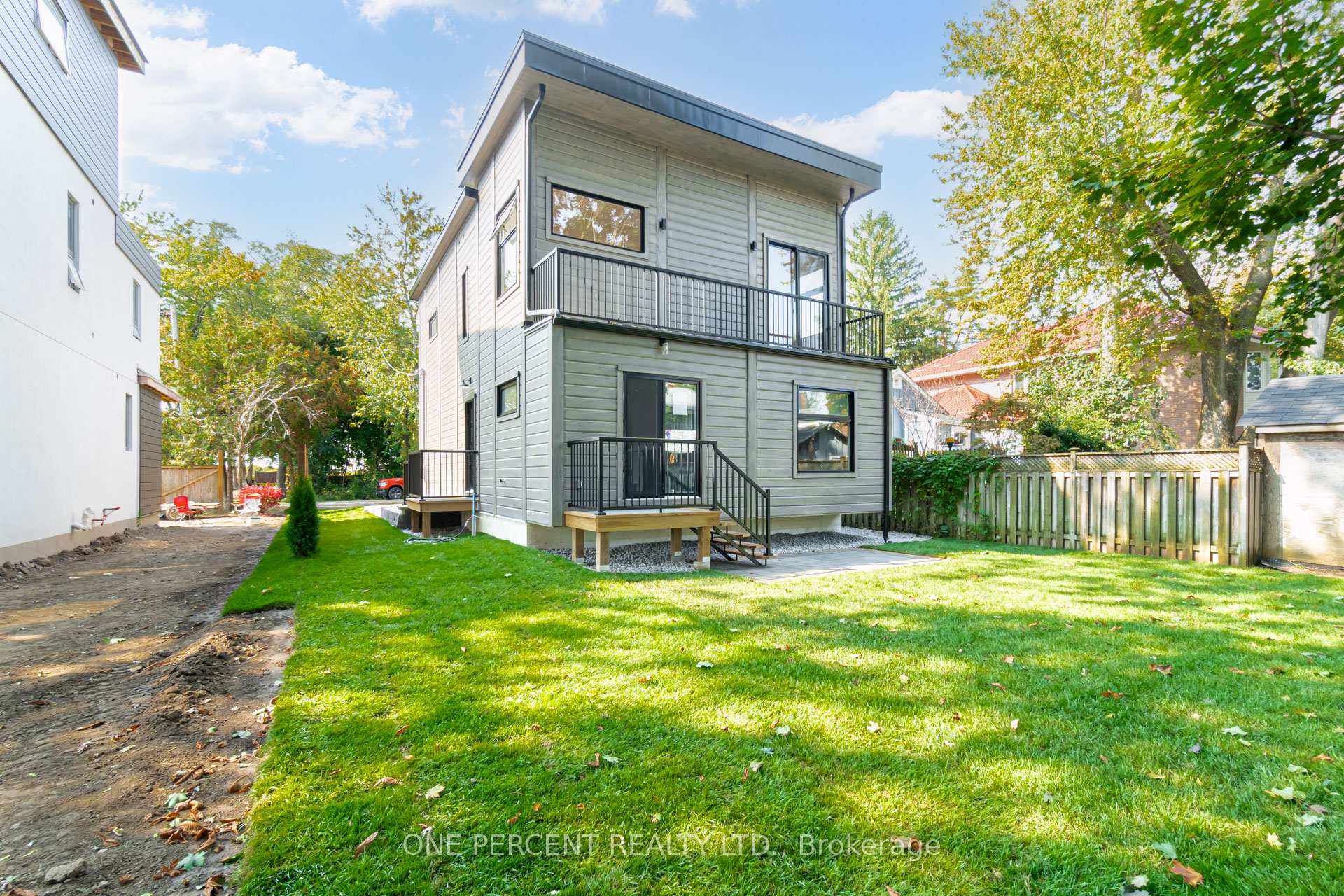 Photo 33 of 57 Rosehill Drive, Whitchurch-Stouffville, Rural Whitchurch-Stouffville — HOMEH