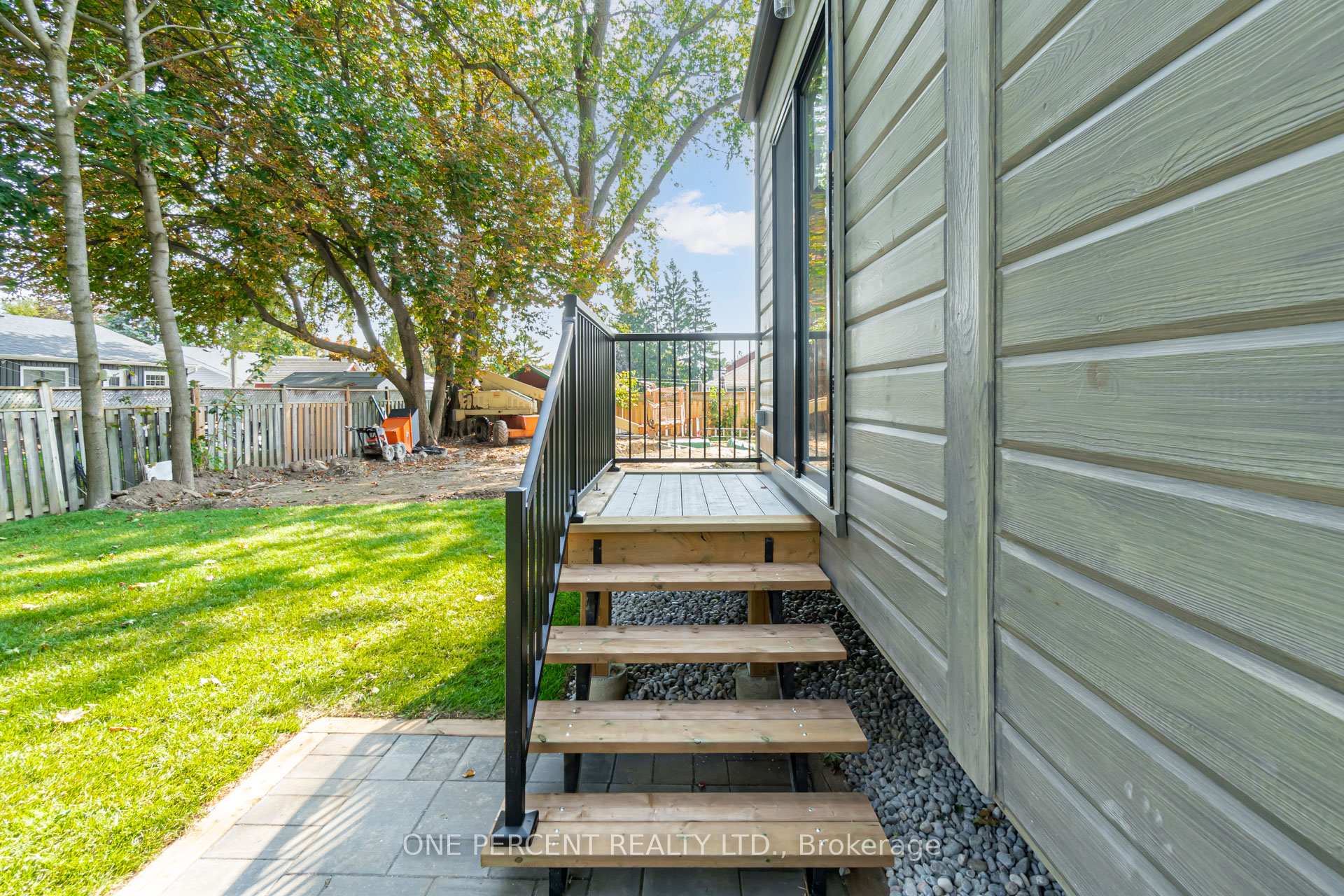 Photo 37 of 57 Rosehill Drive, Whitchurch-Stouffville, Rural Whitchurch-Stouffville — HOMEH