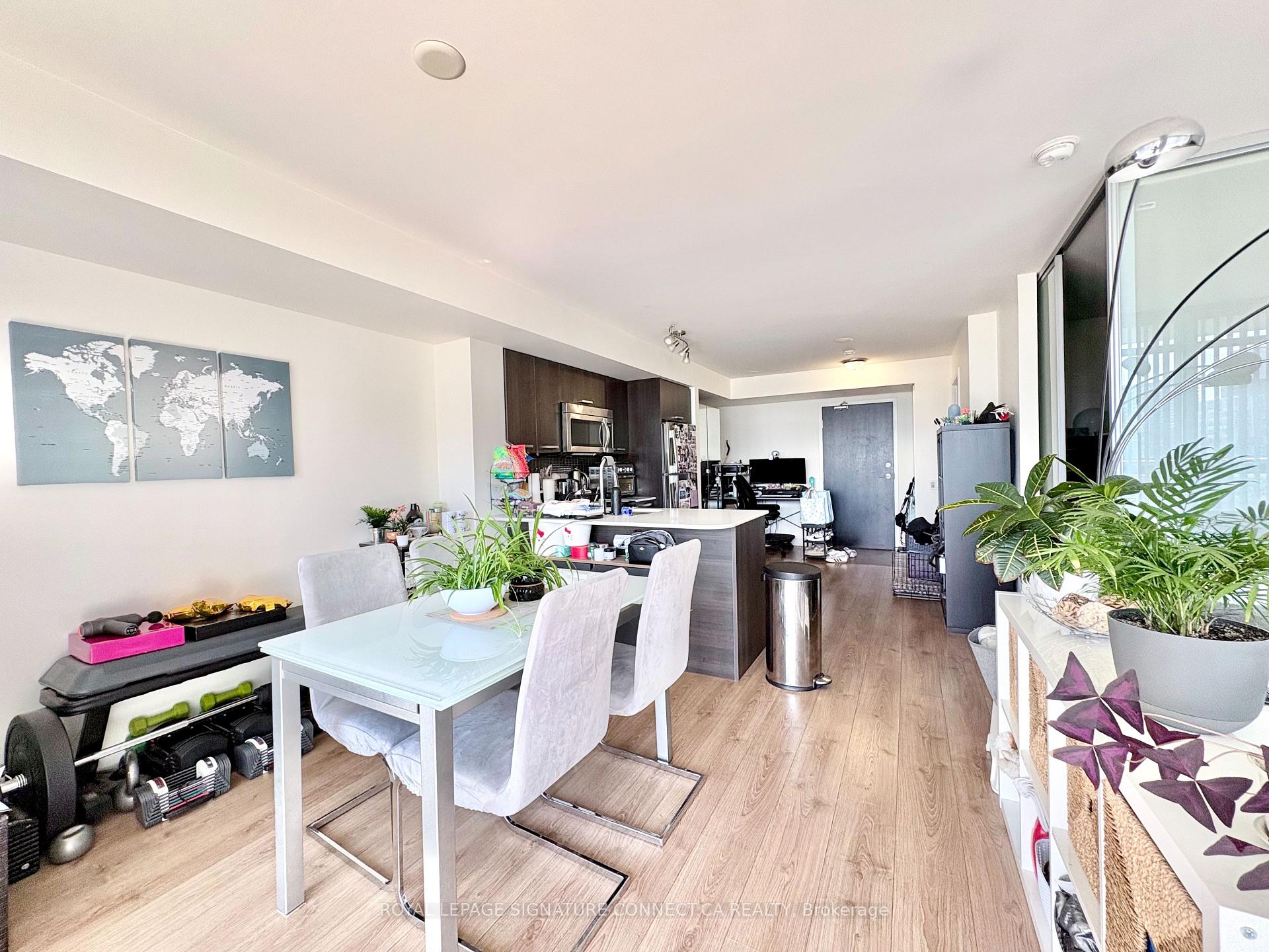 Photo 9 of Unit 804, 78 Tecumseth Street, Toronto, Niagara — HOMEH