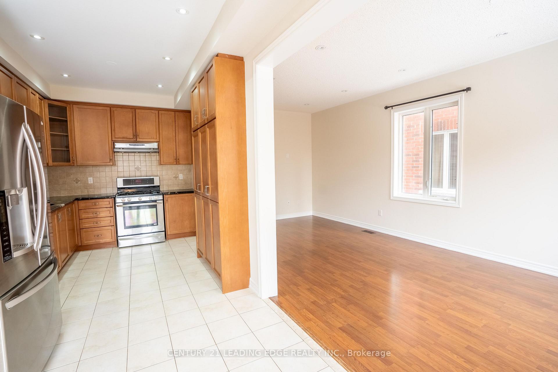 Photo 4 of 3229 Edwyna Drive, Mississauga, Churchill Meadows — HOMEH