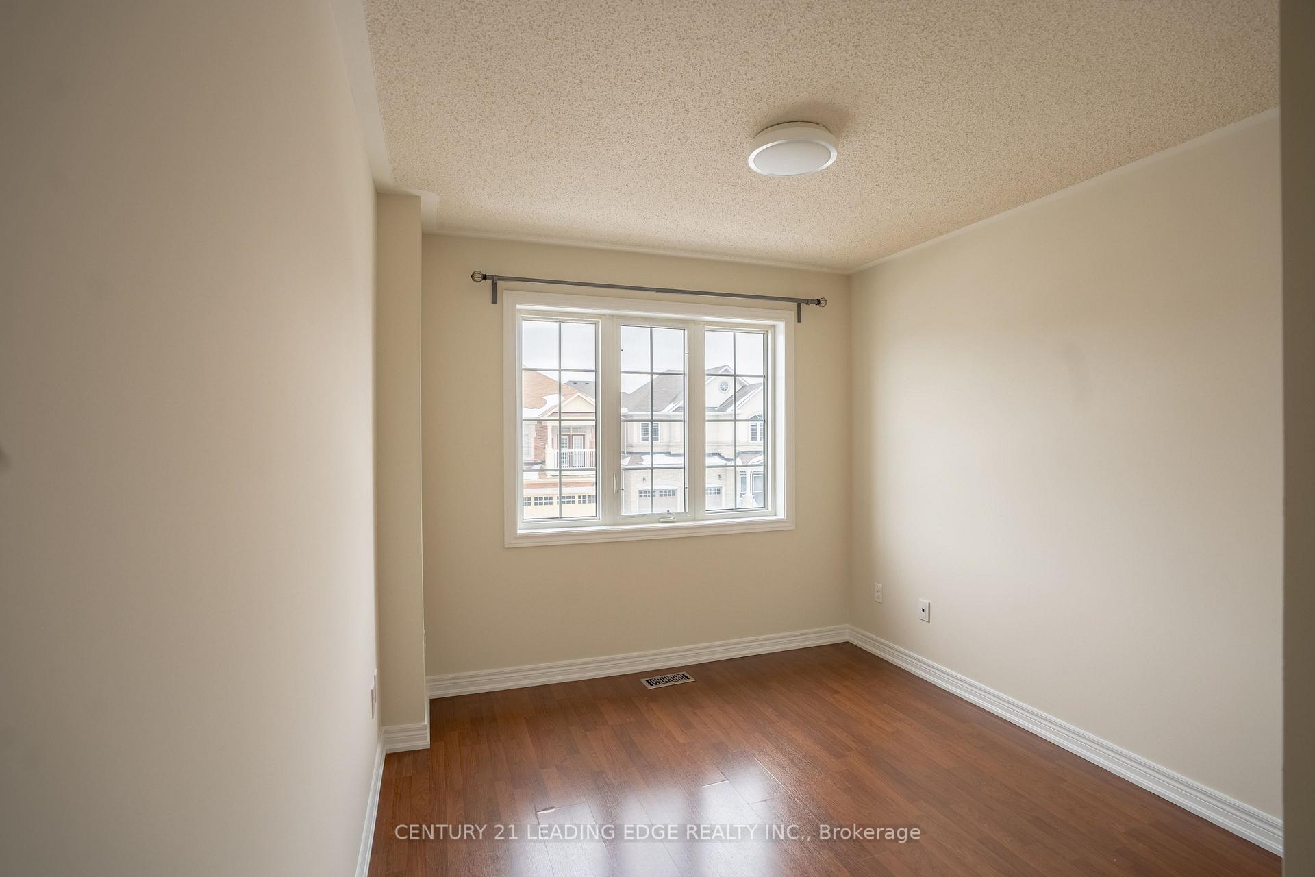 Photo 9 of 3229 Edwyna Drive, Mississauga, Churchill Meadows — HOMEH