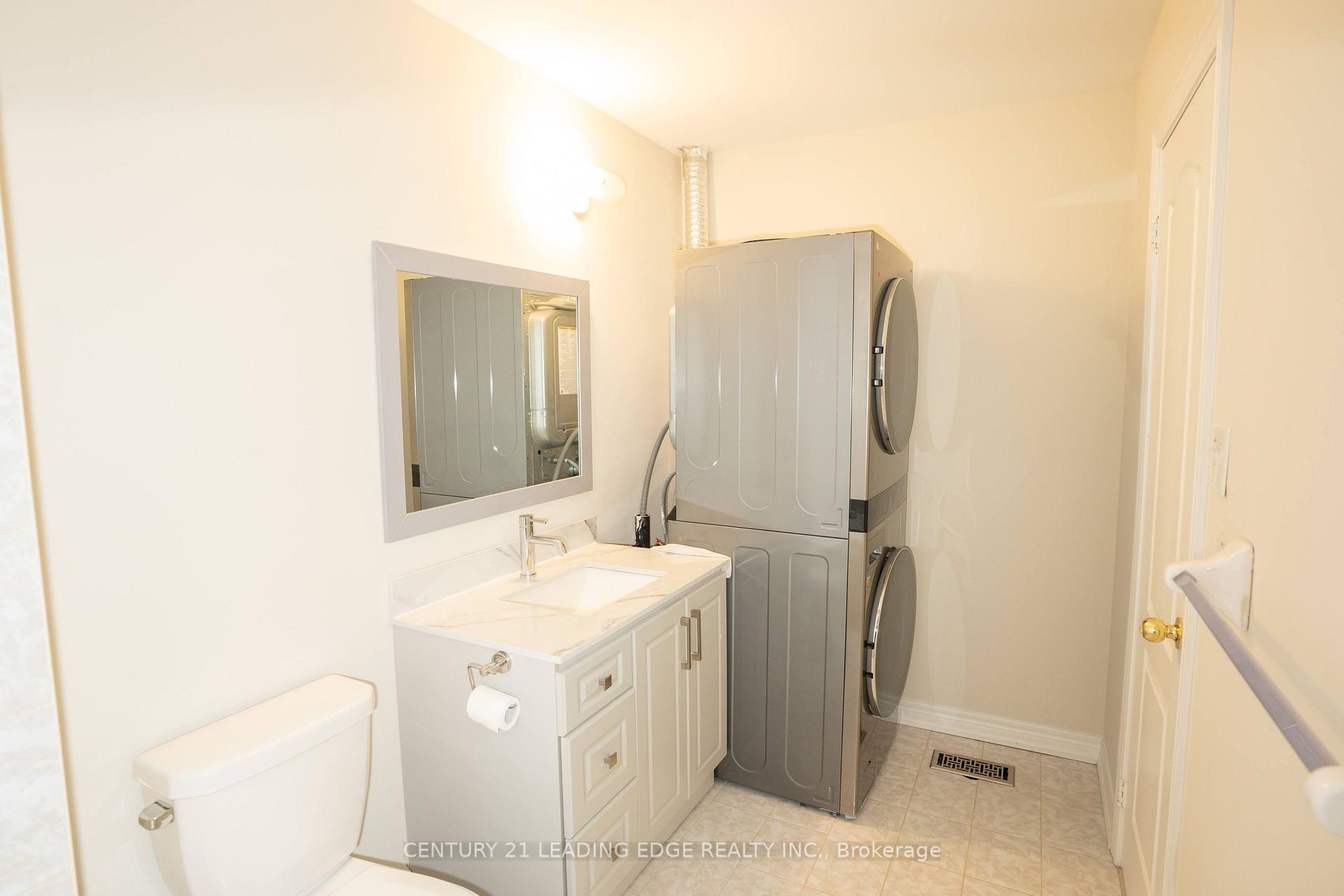 Photo 12 of 3229 Edwyna Drive, Mississauga, Churchill Meadows — HOMEH