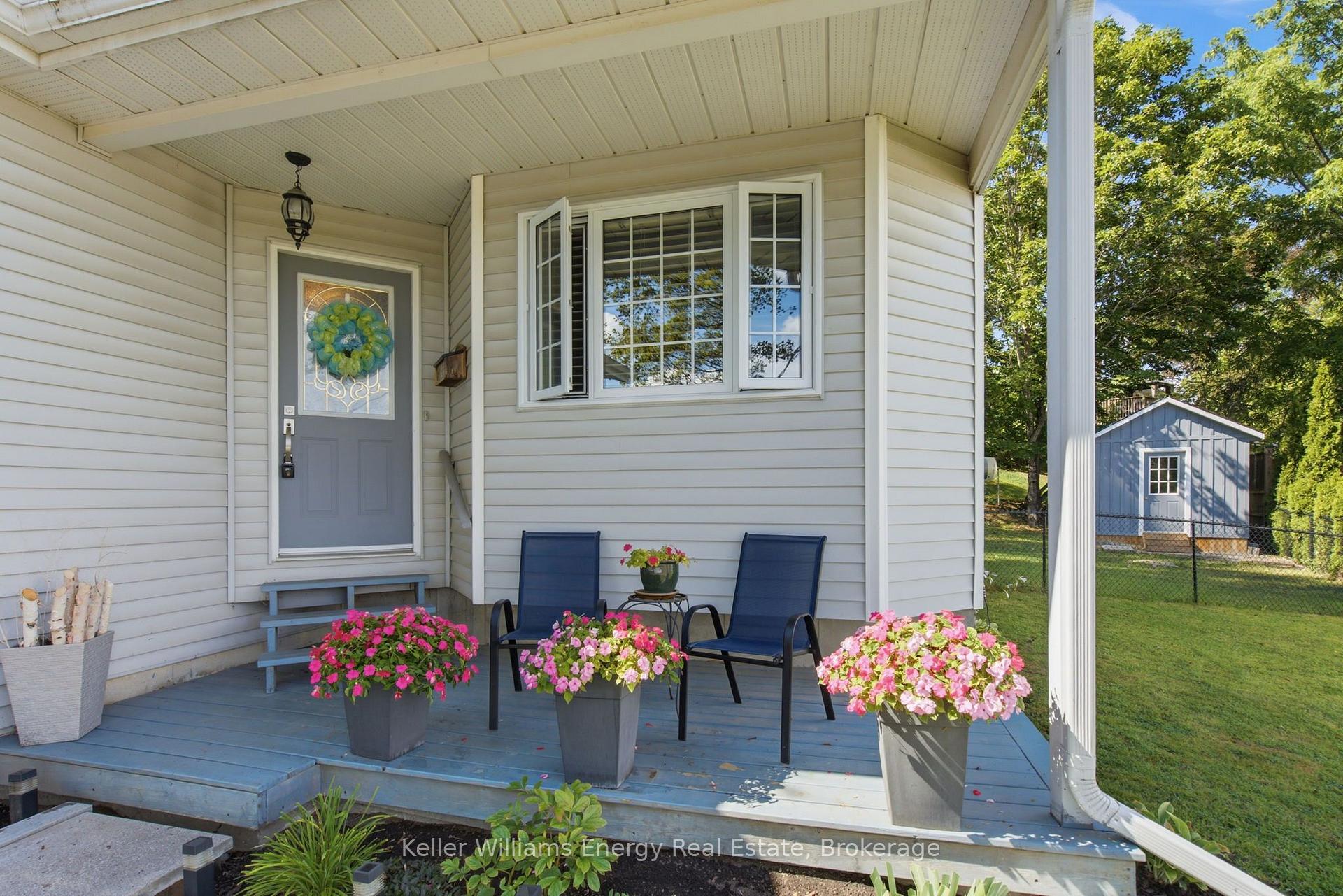Photo 4 of 216 Gallagher Street, Peterborough, Northcrest Ward 5 — HOMEH